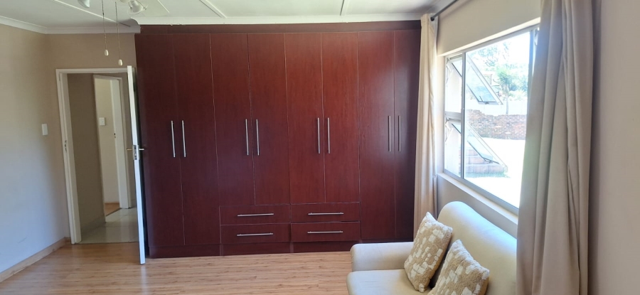 5 Bedroom Property for Sale in Gonubie Eastern Cape